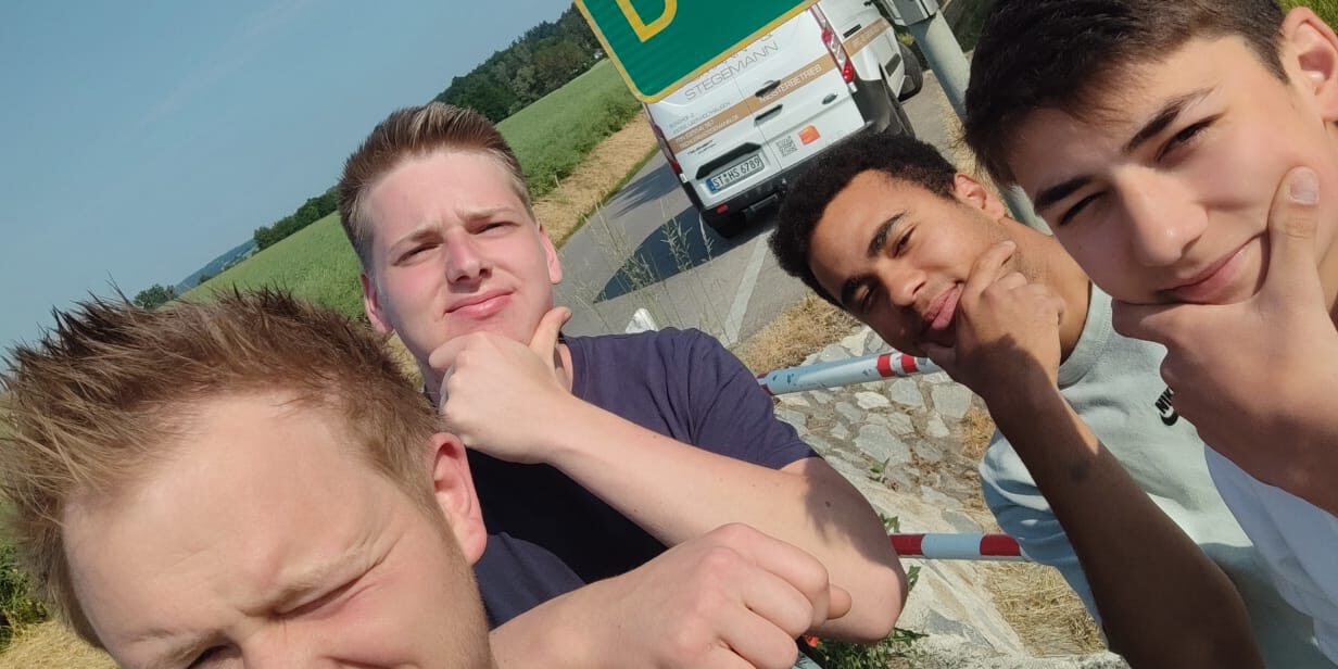 5e18a8c1-7d64-4992-a313-2fd1135ad26e